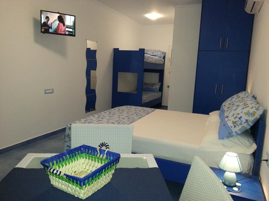 Bouganville Studios Stegna Archangelos  Zimmer foto